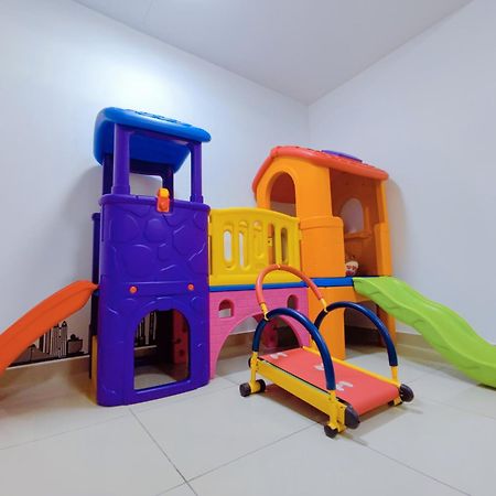 Spacious Family House At Desaru Harmonia 2 Exterior photo